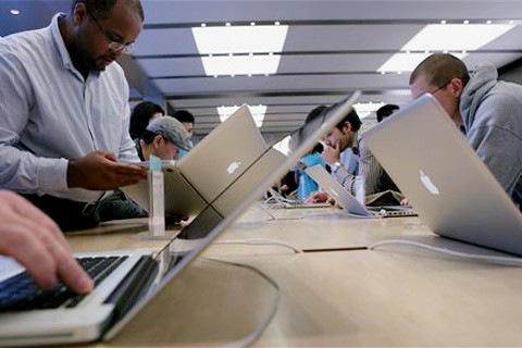 На взлом MacBook требуется десять секунд