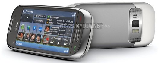 Смартфон Nokia C7